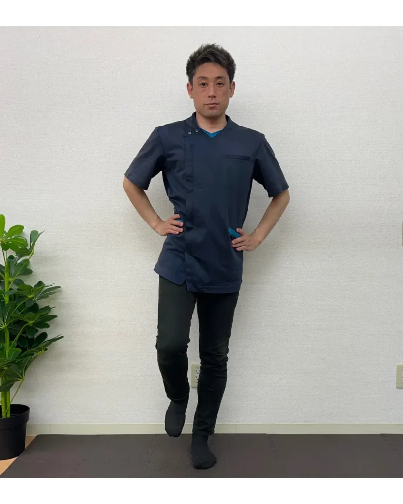 片足立ち写真